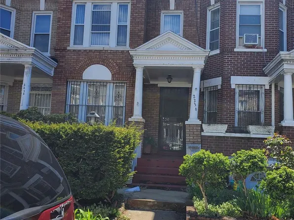 2236 VANDERVEER PLACE UNIT TWNHSE, Brooklyn, NY 11226