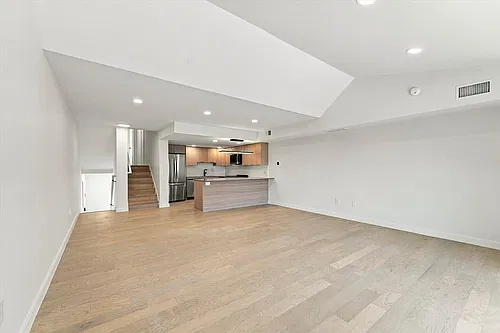 Floor plan Three Bedroom