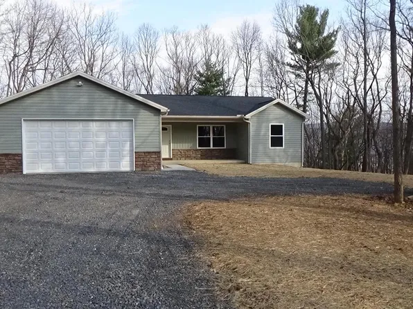 746 Hilltop Rd, Millerstown, PA 17062