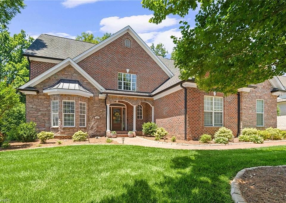 1st image of 225 Heatherwood Dr