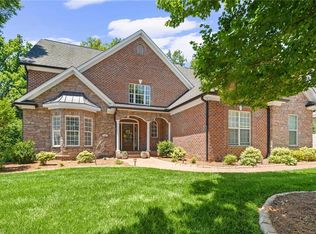 225 Heatherwood Dr, Winston Salem, NC 27107
