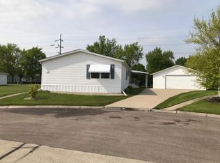 1107 Daleann Ave, Dekalb, IL 60115