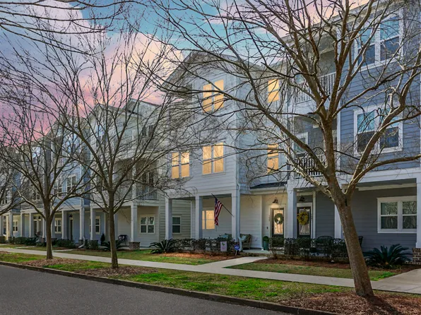 129 Sabal Ct, Summerville, SC 29483