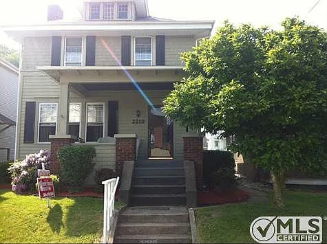 2210 Marshall Ave photo 1