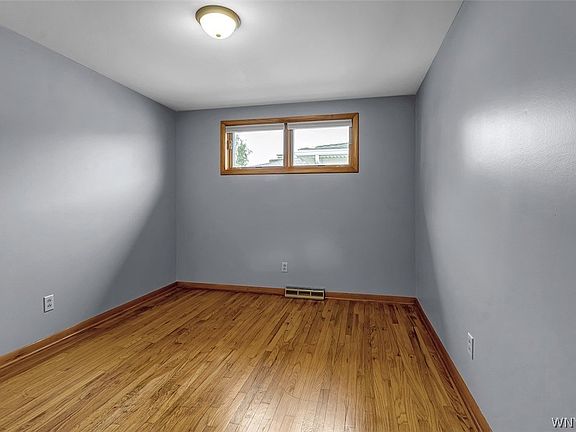 2nd image of 70 Madaline Ln