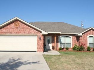 308 Flying Bridge Dr, Gun Barrel City, TX 75156