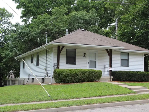 1014 S Pleasant St, Independence, MO 64050