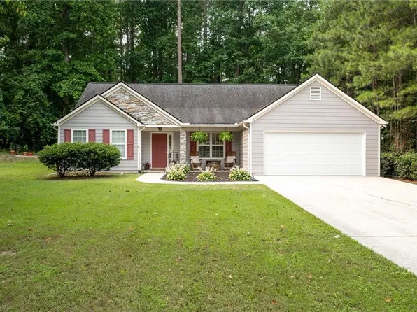 2501 Autumn Run Ct, Powder Springs, GA 30127