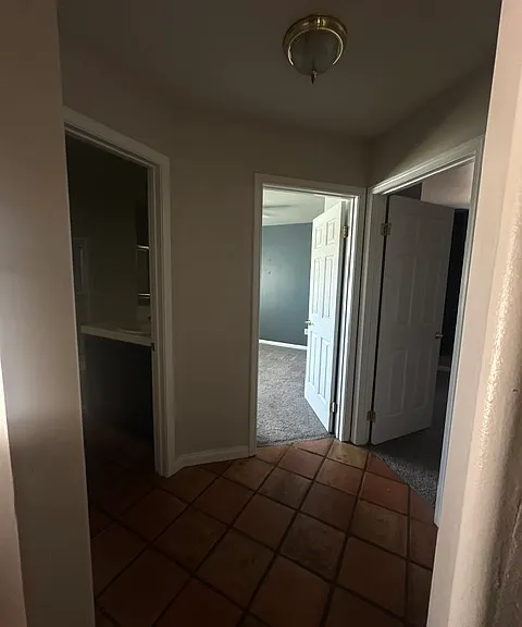 616 Vermillion Dr — Photo 10