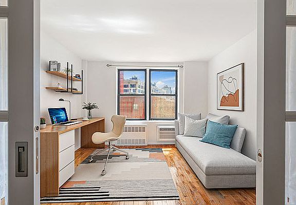 3rd image of 165 Christopher St APT 5E