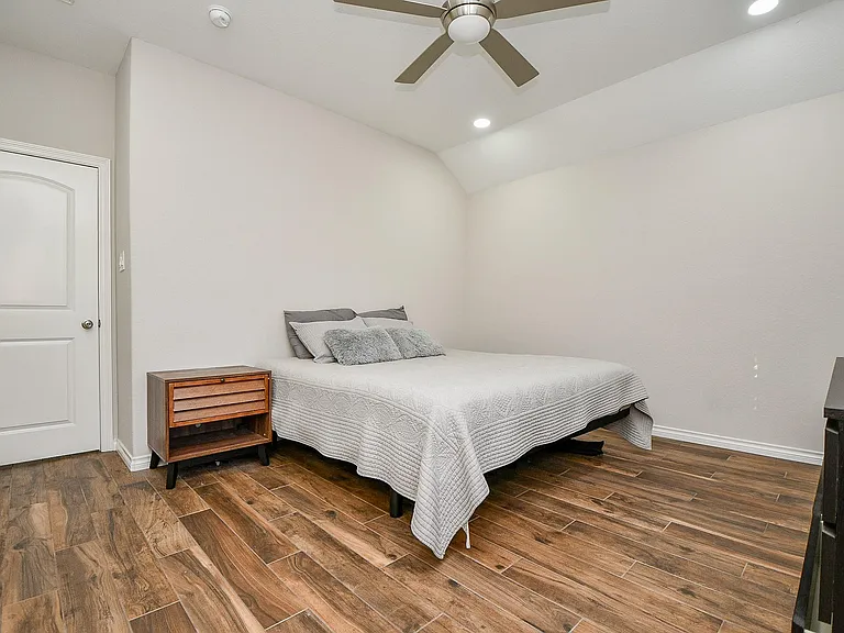 3344 Anita St — Photo 26