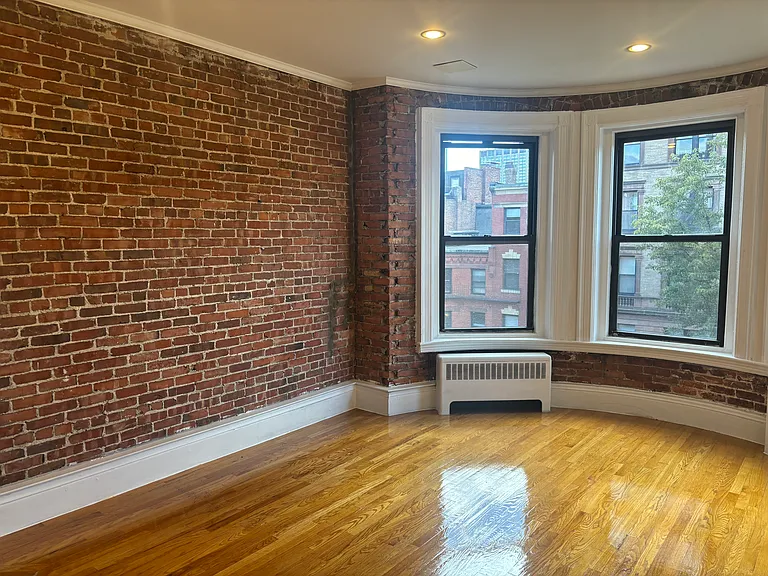 429 Marlborough St #3 — Photo 7