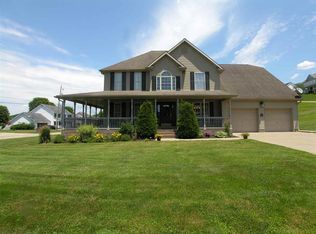 11 Castle Dr, Barboursville, WV 25504