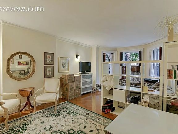 2nd image of 304 Garfield Pl APT 1F