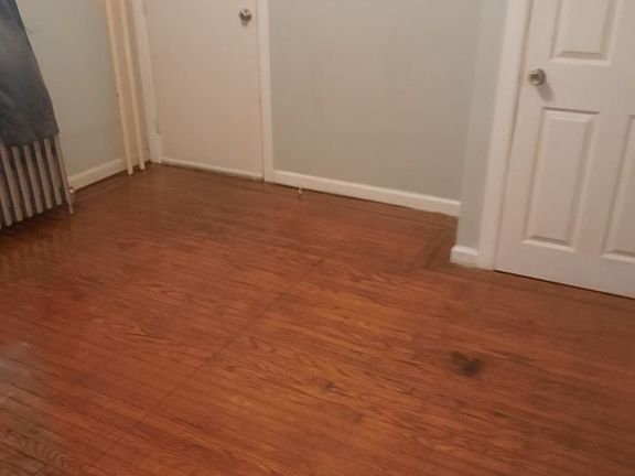 2nd image of 3144 Clifford St Floor 1
