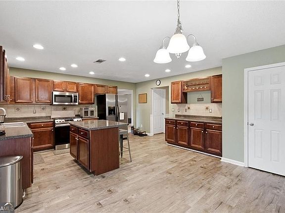 3rd image of 5503 Mudlark Cir
