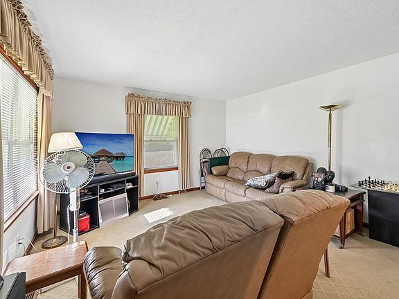 5th image of 1545 Fairwood Ave