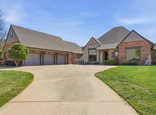 608 Glenridge Dr, Edmond, OK 73013