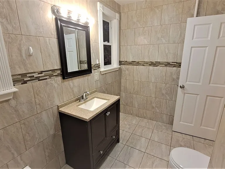 35 Catawba St #2 — Photo 16
