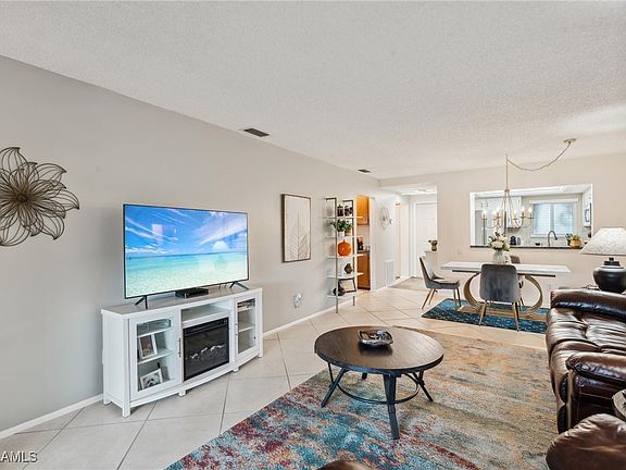 5th image of 7402 Lake Breeze Dr APT 415