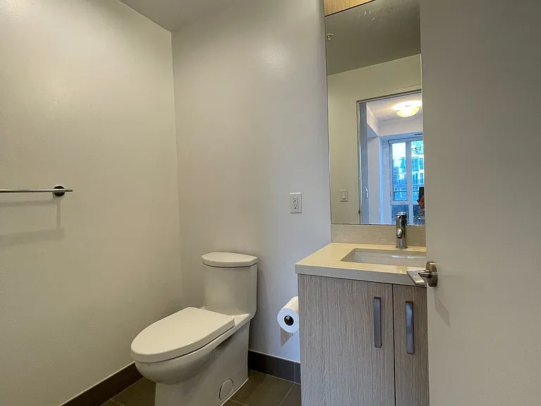 120 Bayview Ave #N706 — Photo 7