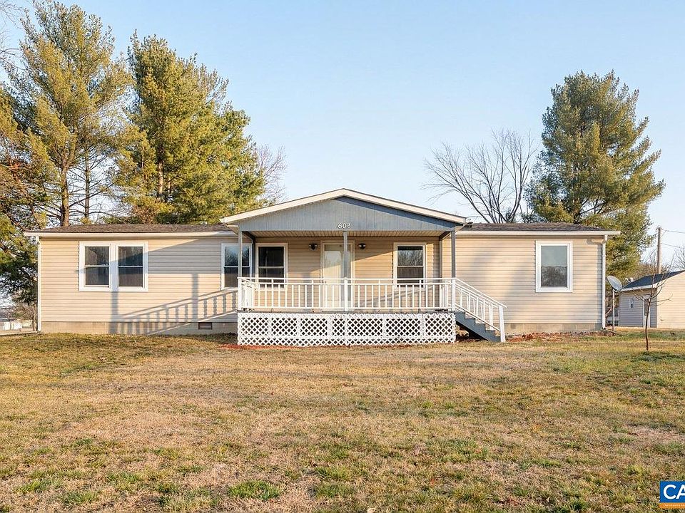 1st image of 608 5th St