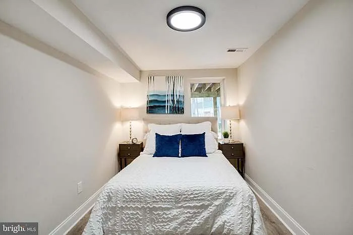 809 Taylor St NE — Photo 15