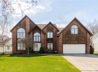 170 Enchanted Frst S, Depew, NY 14043