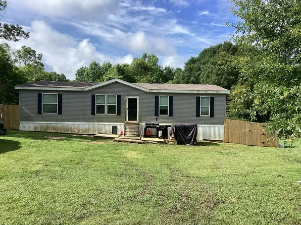 13 N Ridge Ln, Carriere, MS 39426