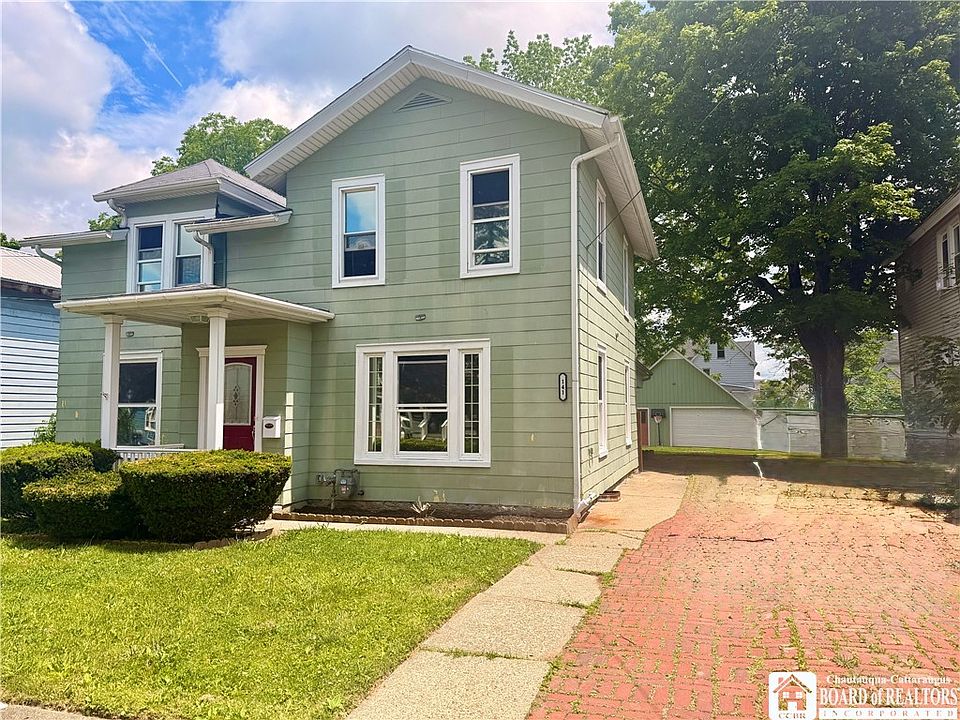 1st image of 141 Prospect St
