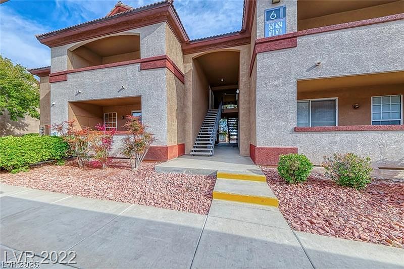 1st image of 231 W Horizon Ridge Pkwy APT 622