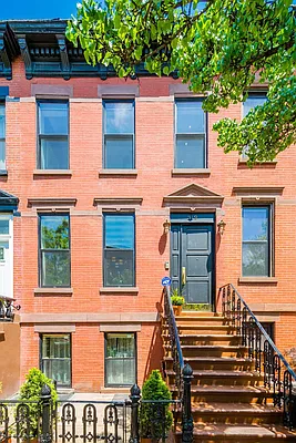 Sold by Real Direct | media 10