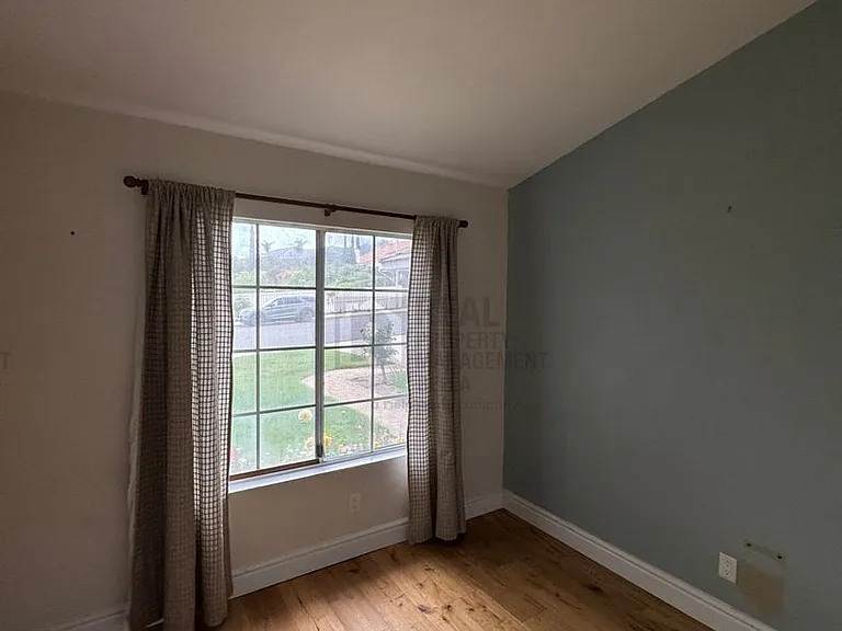 16517 Mountain St — Photo 23