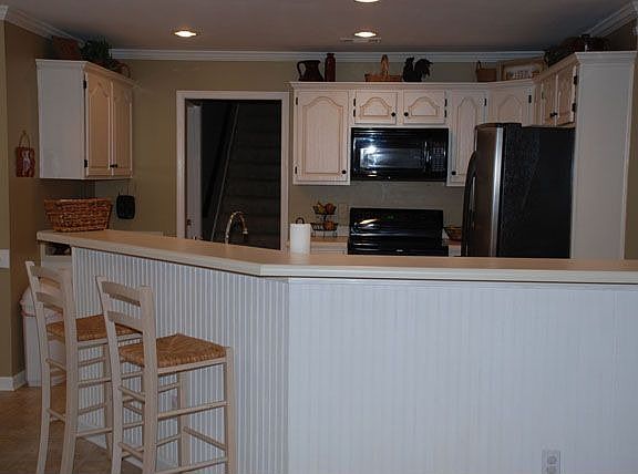 Raised Bar in Kitchen