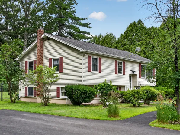 24 Rossignol Avenue, Oakland, ME 04963