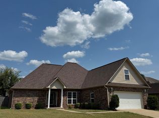 2215 Richland Park Dr, Bryant, AR 72022