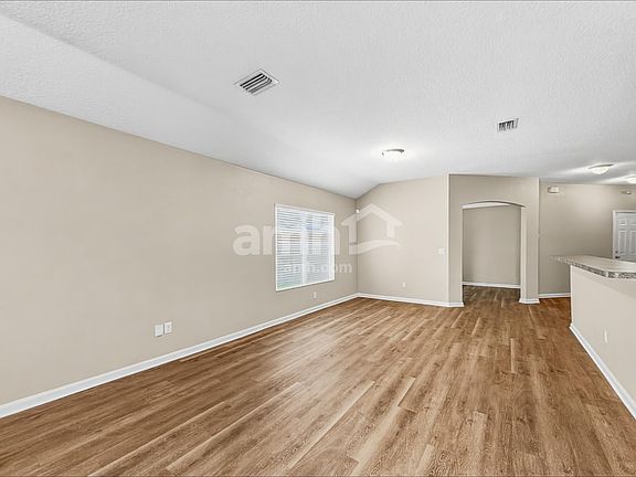 5th image of 12107 Hayden Lakes Cir