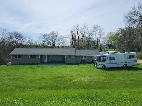 7790 Knox Rd, Portland, MI 48875