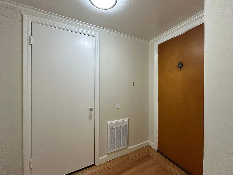 826 Anza St #7R — Photo 7