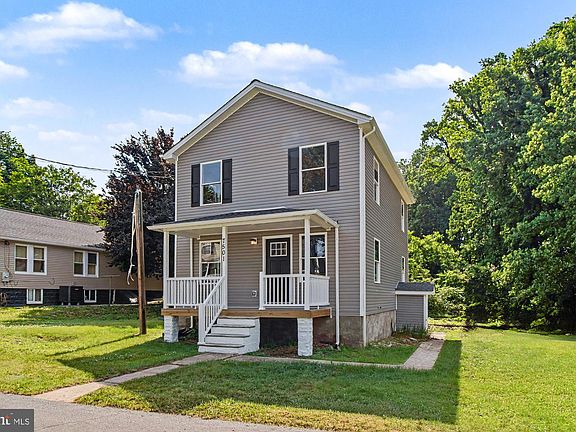 2nd image of 7501 Riddle Ave