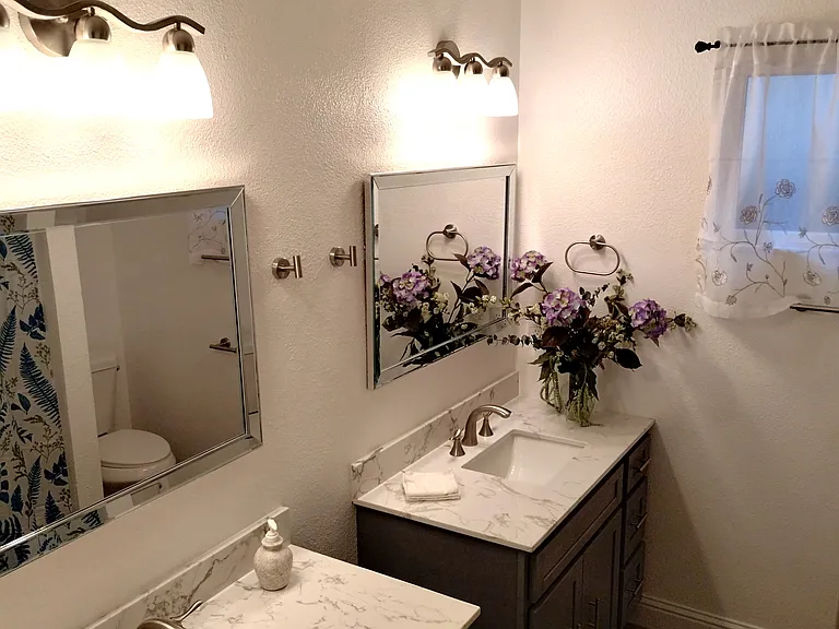 637 Grambling Ct — Photo 1