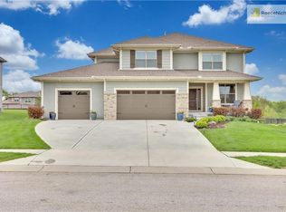 20300 W 80th St, Shawnee, KS 66218