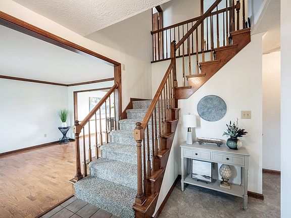 4th image of 9931 Harbour Pines Ct