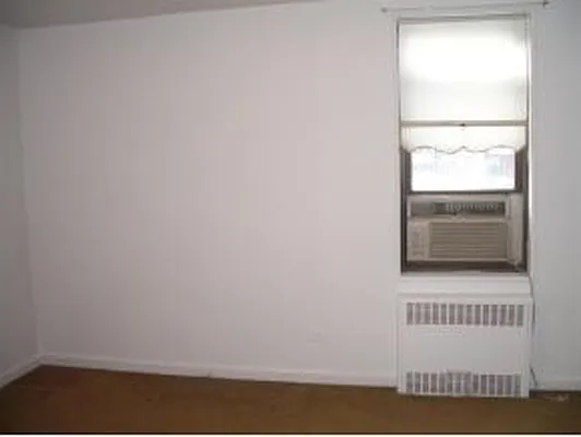 Sold by Advisors Realty Inc | media 3