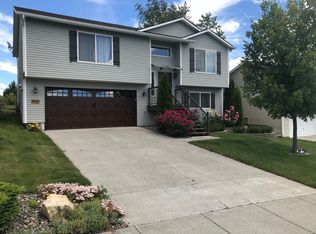 1920 NW Canyon View Dr, Pullman, WA 99163