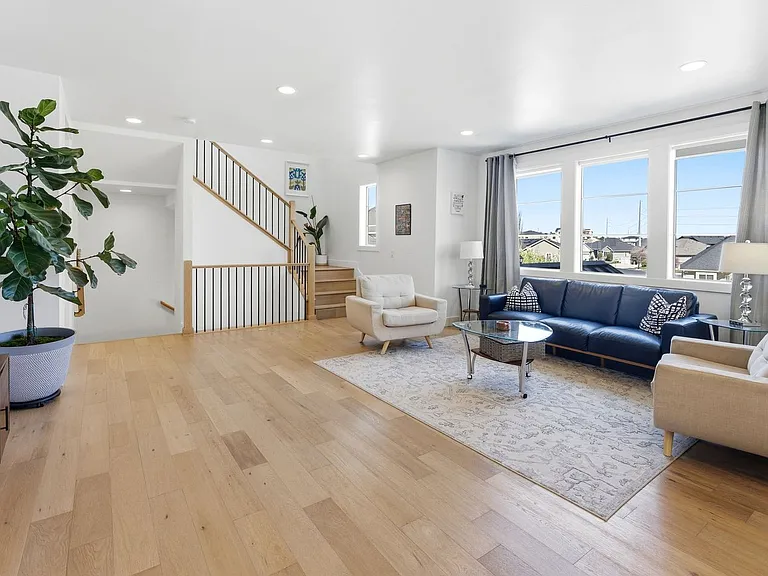11716 S Meeks Ct — Photo 15