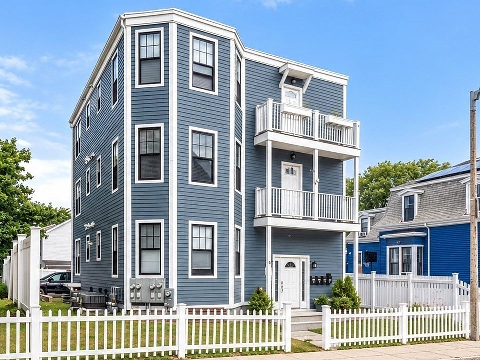 1st image of 18 Albion St #2