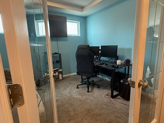 4th image of 546 Lake Village Ave