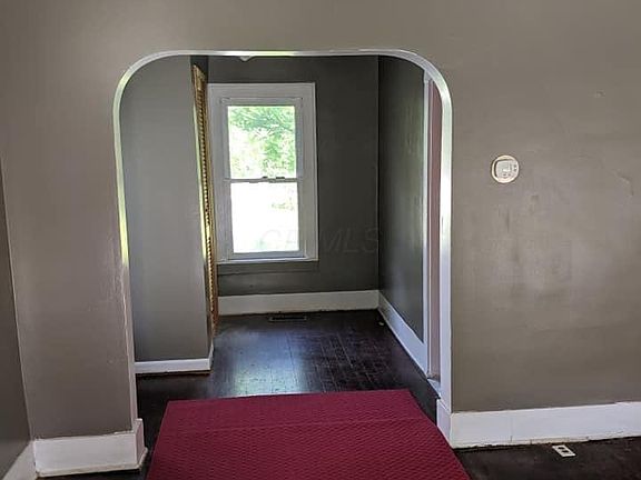 5th image of 250 N Main St