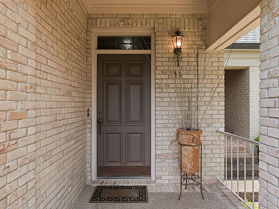 4th image of 2834 Montebello Rd #B-11